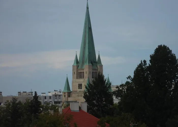 Mezzanine Apartment *
